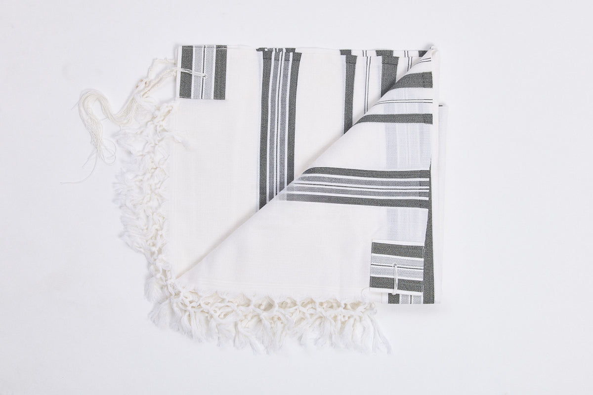 Hallel Tallit – Melange Grey – Judaica Prime