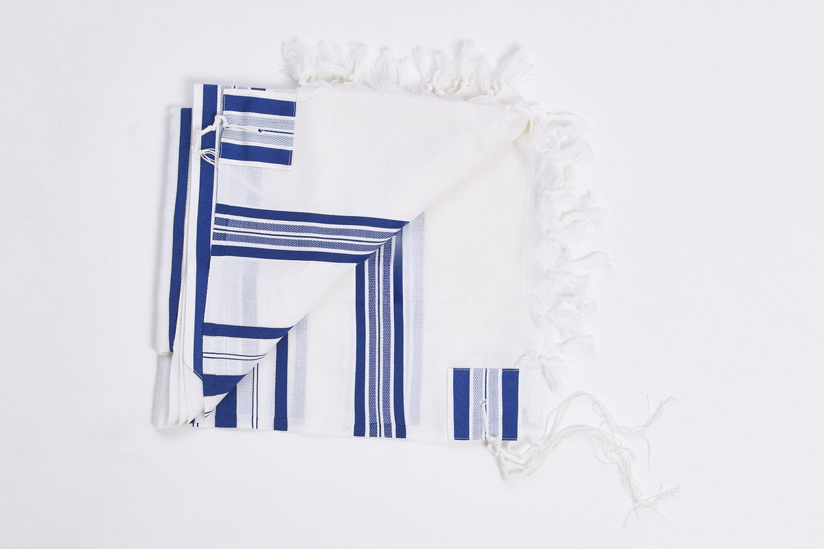 Lamenatzeach Tallit – Royal Blue – Judaica Prime