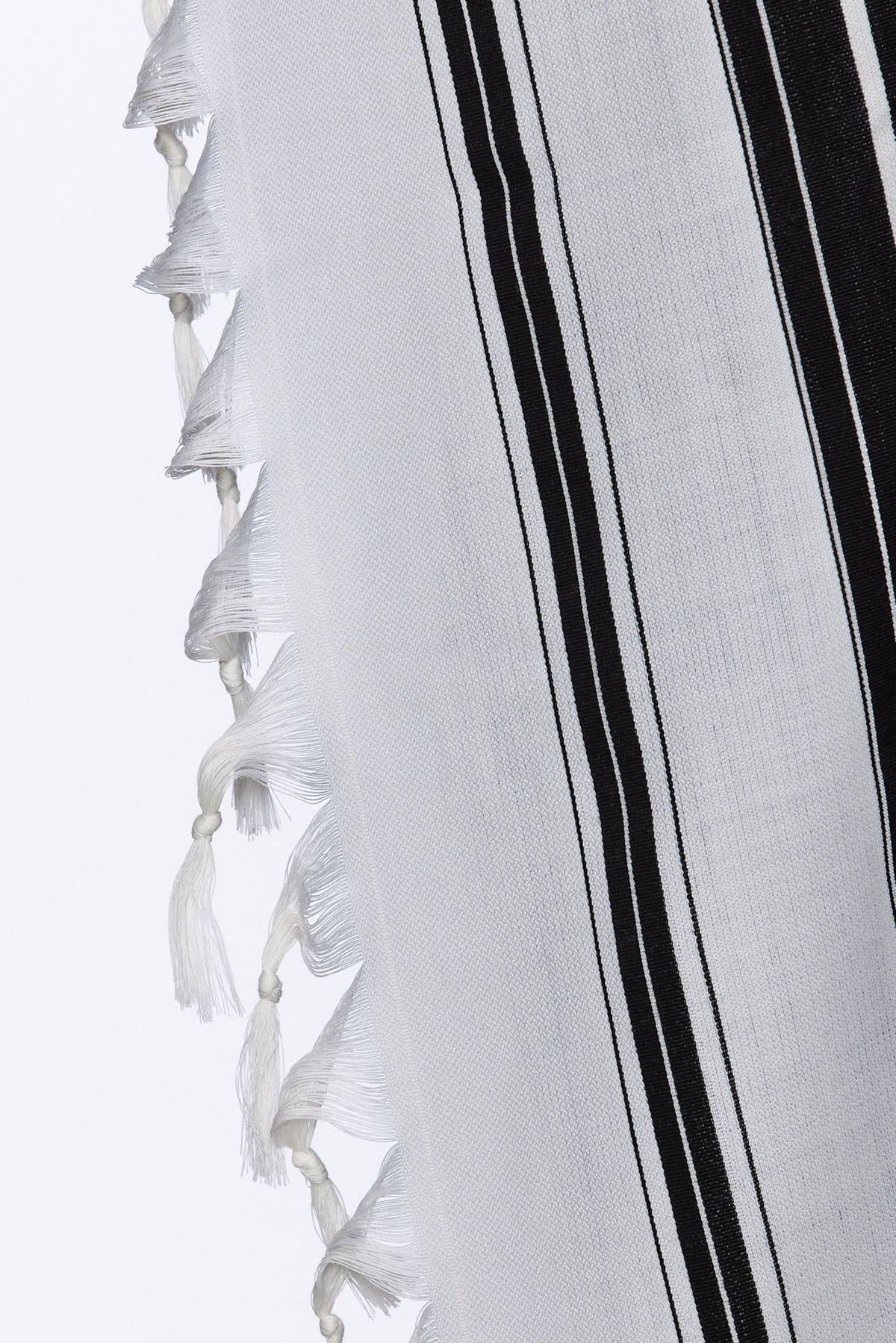 Chabad Yishtabach Model Tallit – Judaica Prime