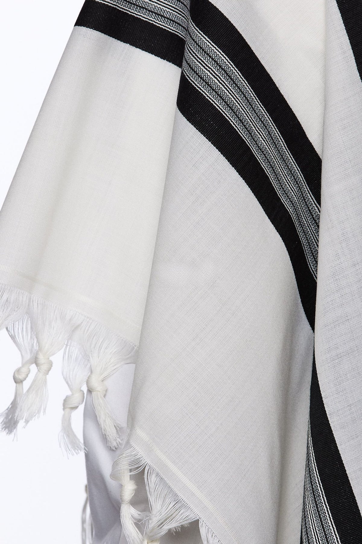 Modim Tallit – Black – Judaica Prime