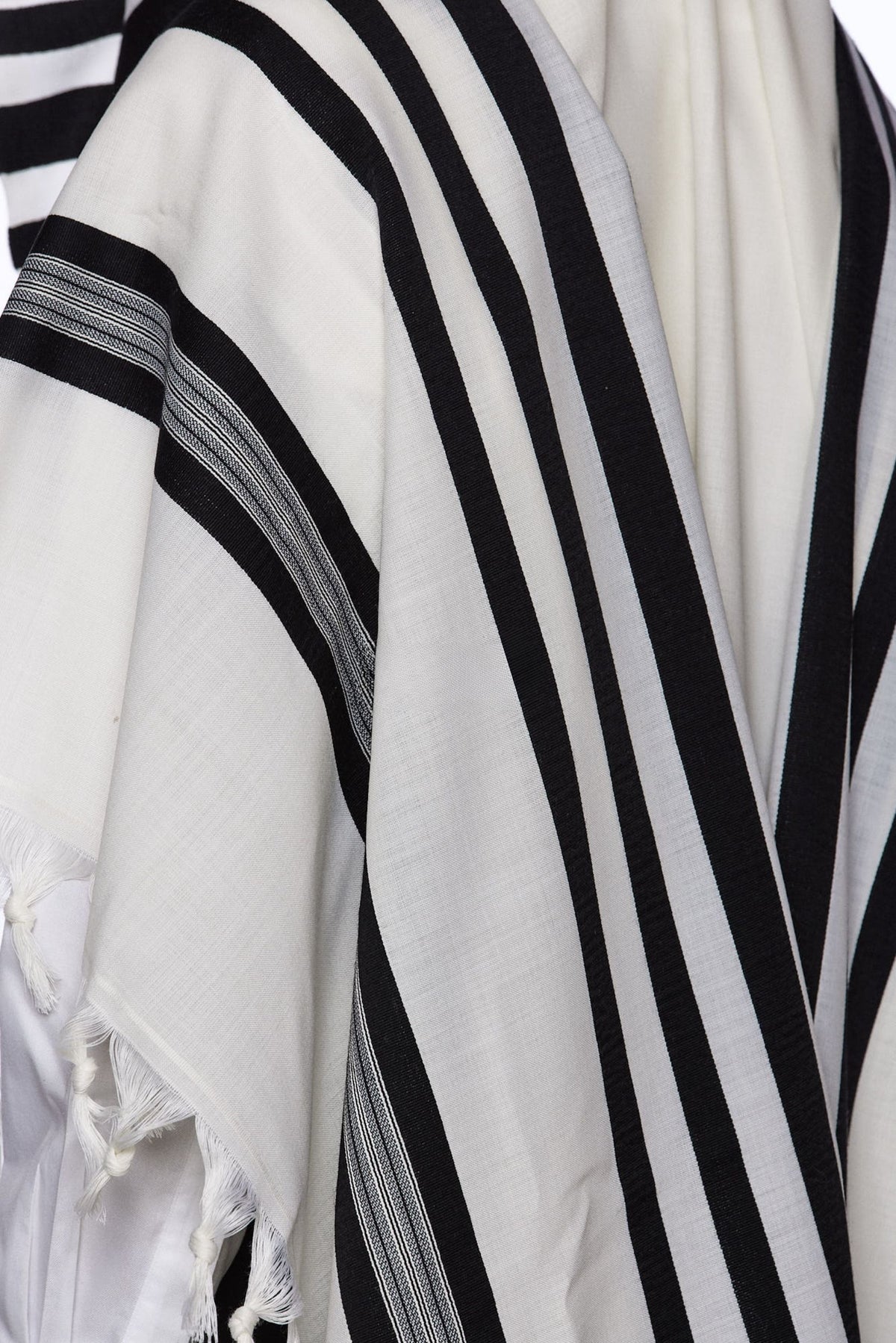 Modim Tallit – Black – Judaica Prime