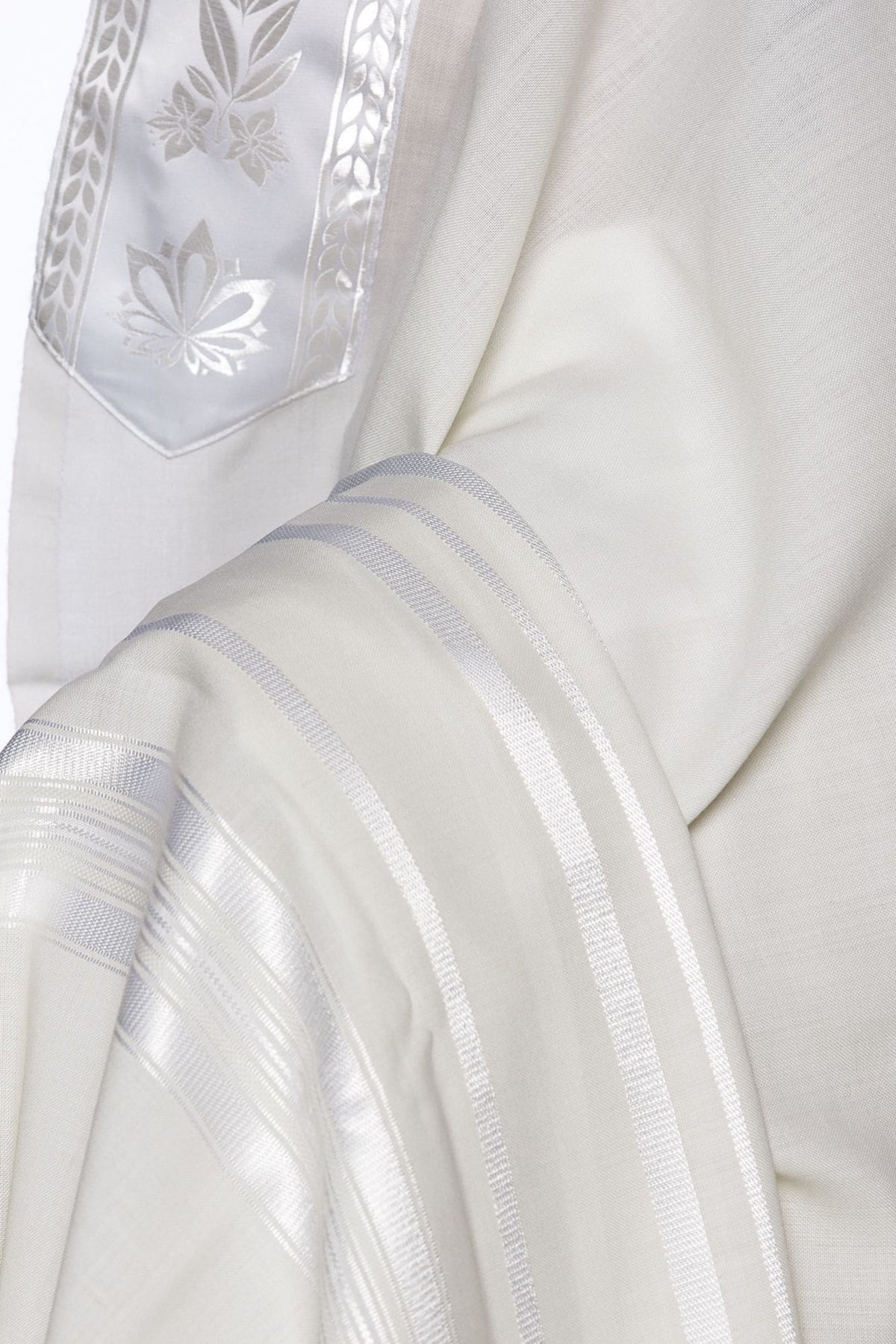 Modim Tallit – Shiny White – Judaica Prime