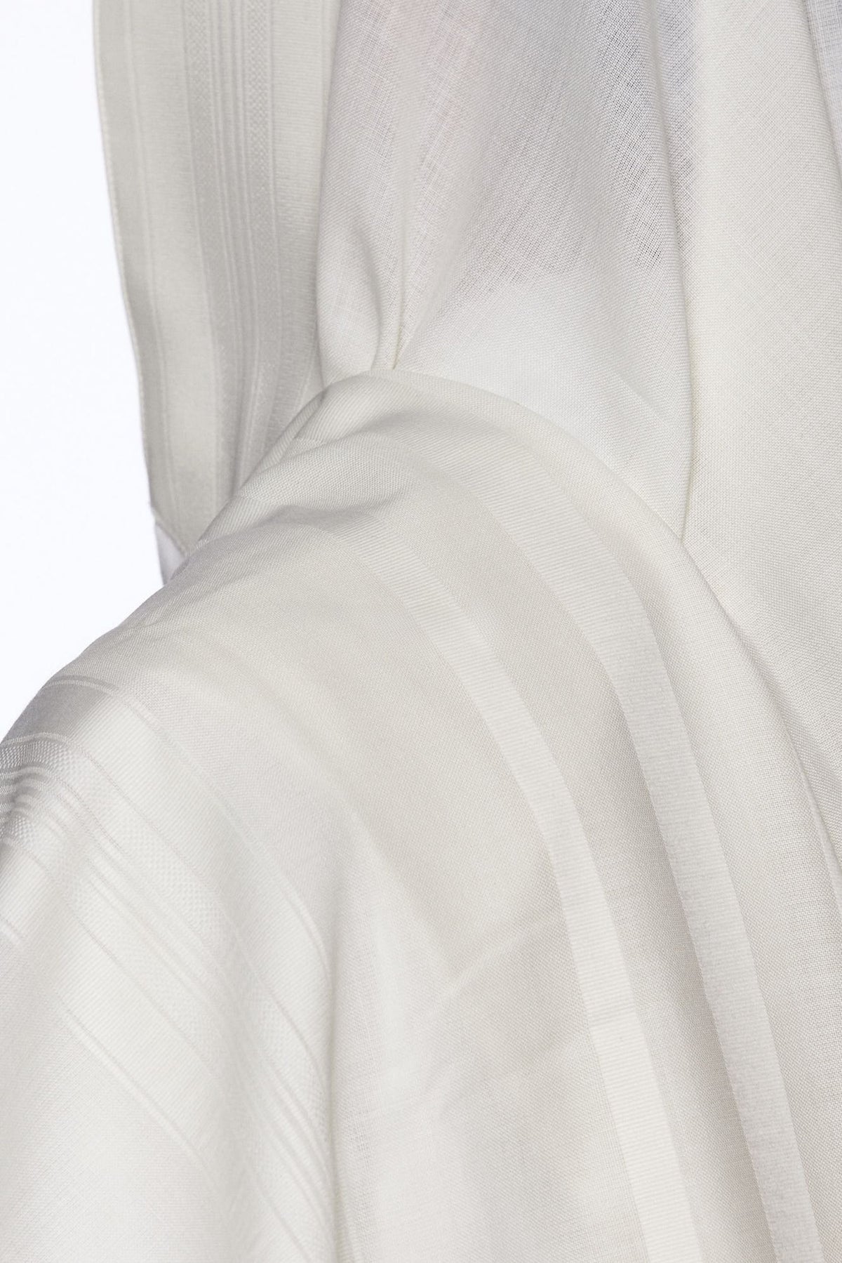 Modim Tallit – White Beit Yosef – Judaica Prime