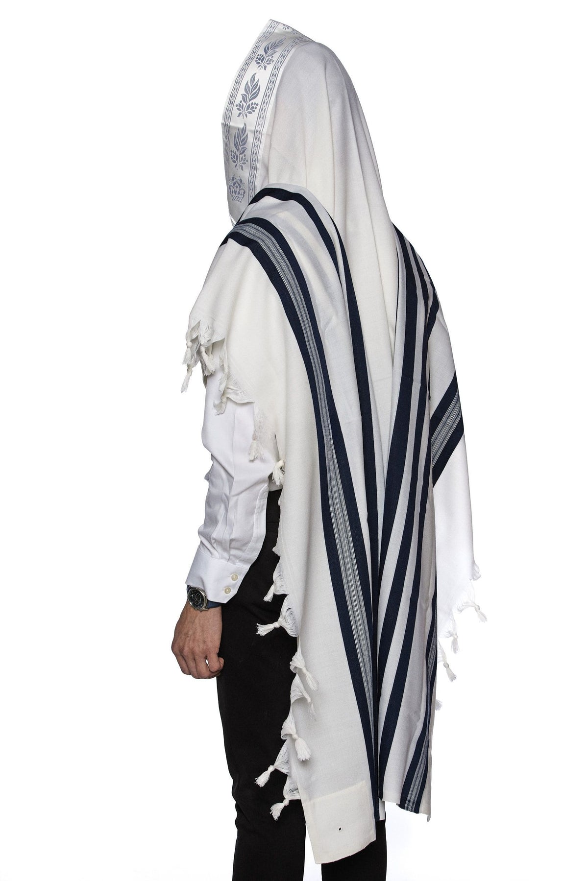 Yishtabach Tallit – Navy Blue – Judaica Prime